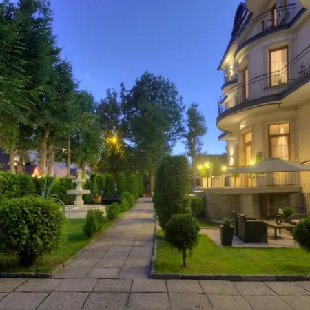 Nocleg ze śniadaniem Roztoka