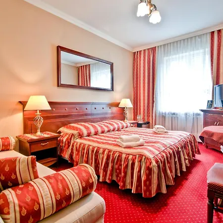 Couette-café Roztoka 3*