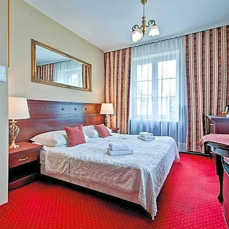 Roztoka Bed & Breakfast
